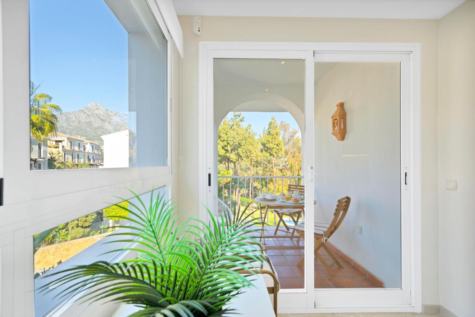 Luxury Penthouse With Sea Views In Marbella Golden Mile, Puente Romano Area Εξωτερικό φωτογραφία